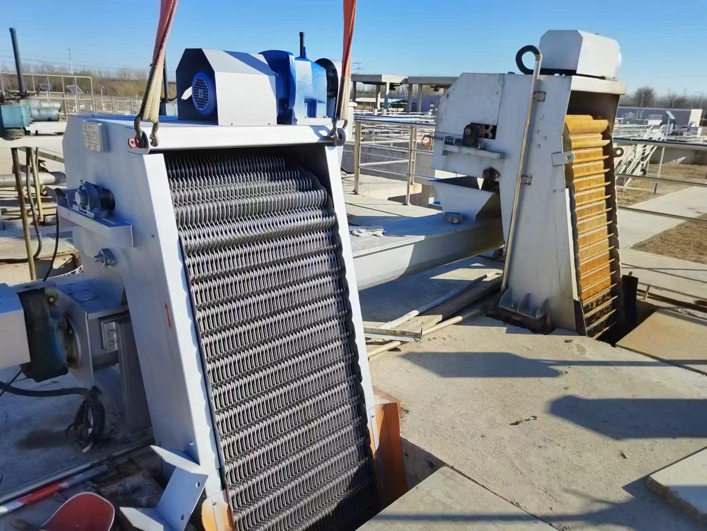 回轉式格柵除污機